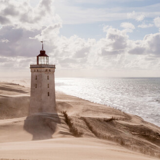 Lighthouse kaunis majakka valokuvatapetti Rebel Wallsilta R16311 kuva