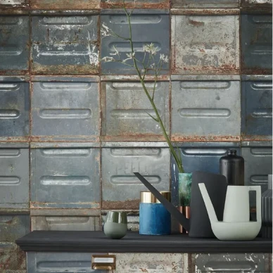 Container rustiikkinen tumma tapetti tyohuoneeseen Studio Dittelta kuva