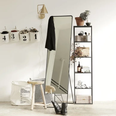 Game messinkinvarinen saadettava seinavalaisin House Doctorilta kuva