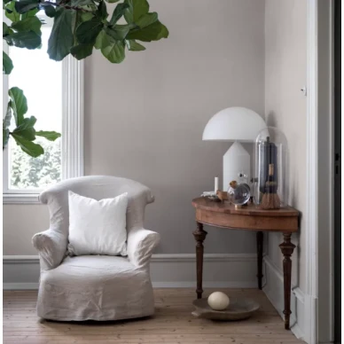 Soaped Oak yksivarinen beige tapetti Borastapeterilta image