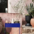 Ferm Living Plant Box kirkkaansininen kukkaruukku terassiin