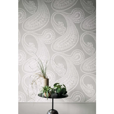 Vaaleanharmaa paisleytapetti Rajapur Cole et Sonilta 95 2012 kuva