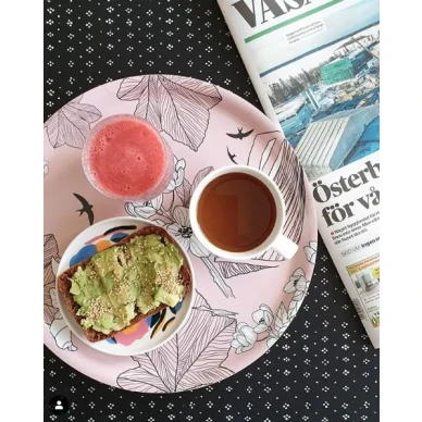 Rosa Osterbotten bricka kuva