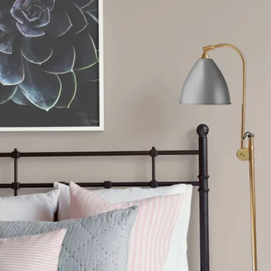 Natural Linen yksivarinen beige tapetti Borastapeterilta kuva