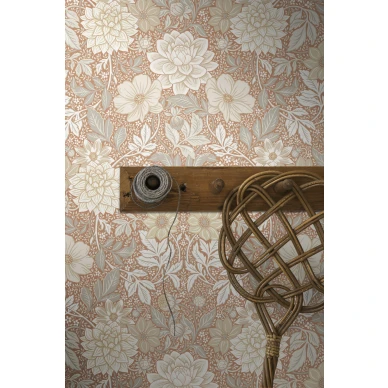 Dahlia Garden punainen kukkatapetti eteiseen Borastapeterilta image