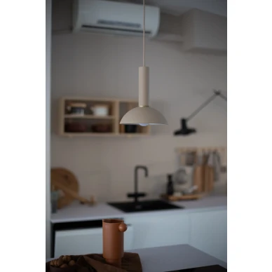 Dome beige valaisin Collect sarjasta Ferm Livingilta kuva Emmi Aihos image