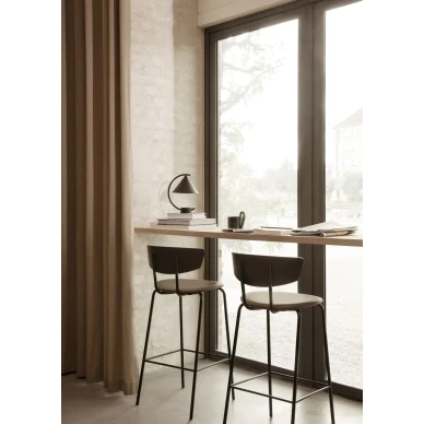 Ferm Living Meridian bordslampa black kuva