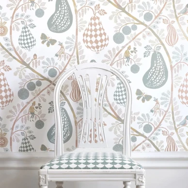 Fruit Garden valkoinen monivarinen hedelmatapetti Littlephantilta White Pastel image