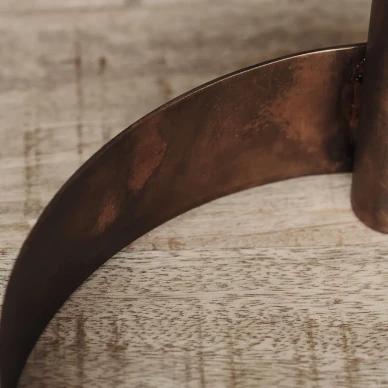 Ambur veistoksellinen ruskea kynttilanjalka House Doctorilta image