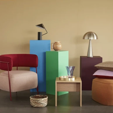 Hubsch Table Lamp Metal mustavalkoinen poytavalaisin kuva