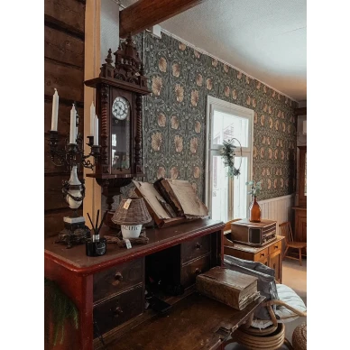 Morris Pimpernell vihrea kukkatapetti olohuoneeseen image