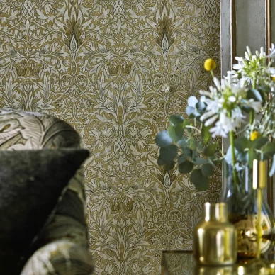 Snakeshead kullanvarinen kuviotapetti olohuoneeseen Morrikselta image