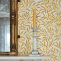 Willow keltainen lehtitapetti Morrikselta
