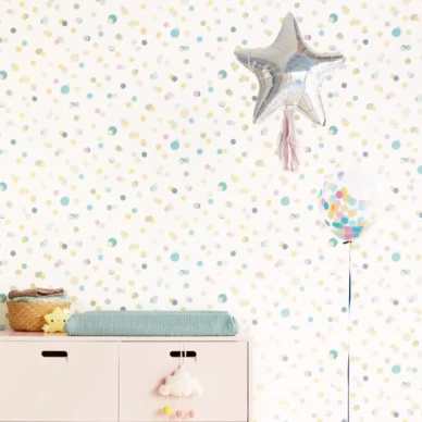Valkoinen monivarinen pilkkutapetti lastenhuoneeseen Eijffingerilta 399001 image