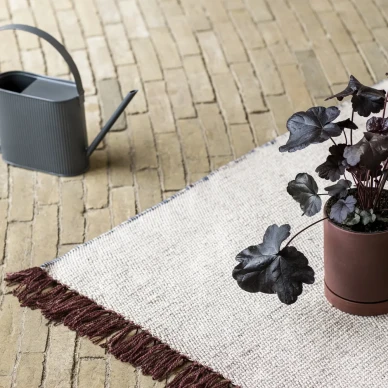 Sekki Pot punainen ruskea kukkaruukku Ferm Livingilta image