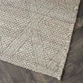 Mara Rug beige iso matto House Doctorilta lahikuva 200x300