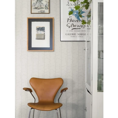 Arne Jacobsen Tassel graafinen vaaleanharmaa tapetti olohuoneeseen Borastapeter image