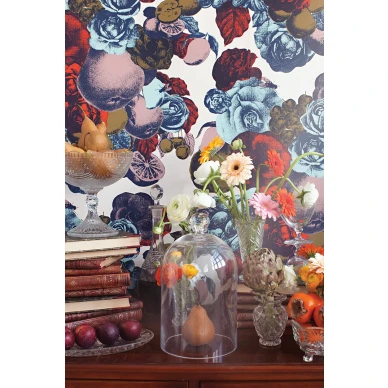 Boudoir monivarinen kukkatapetti olohuoneeseen Studio Lisa Bengtsson image