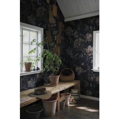 Suurikuvioinen kukkatapetti Belinda Sandbergilta S10362 image