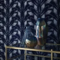 Astoria sininen samettinen tapetti ruokailuhuoneeseen 1838 Wallcoverings