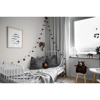 8631 vaaleanharmaa yksivarinen paperitapetti lastenhuoneeseen Borastapeterilta kuva