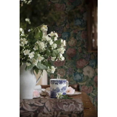 Nightingale Garden Mural kukkatapetti Borastapeterilta kuva