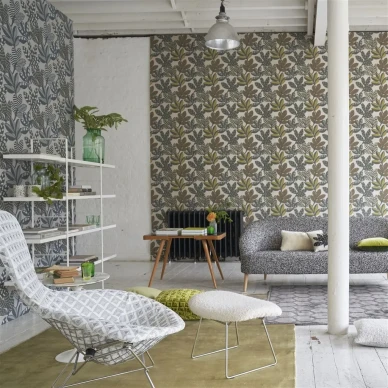 Tanjore vihrea keltainen lehtitapetti olohuoneeseen Designers Guildilta kuva