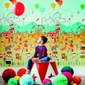 Lifes a Circus leikkimielinen varikas sirkustapetti lastenhuoneeseen Harlequinilita