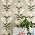 Angels Trumpet beige kukkatapetti olohuoneeseen Cole et Sonilta 117 3007