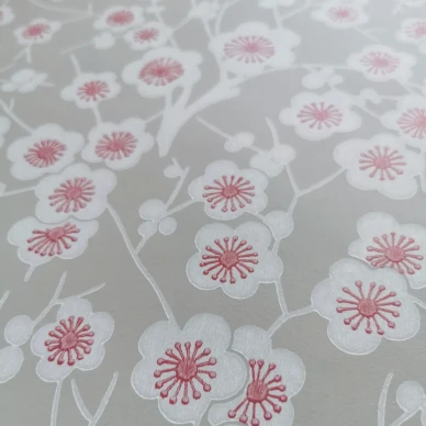 Ritva Kronlund Kirsikkapuu harmaa valkoinen kukkatapetti Pihlgren ja Ritolalta 69213 kuva