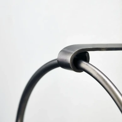 Pati Round moderni pyorea musta pyyheteline House Doctorilta 205341403 kuva