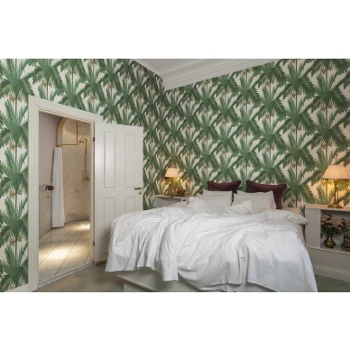 Palm Spring vihrea palmutapetti makuuhuoneeseen Rebel Wallsilta image