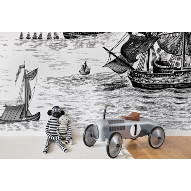 High Seas mustavalkoinen laivatapetti lastenhuoneen muraltapetti Rebel Wallsilta R14501 kuva