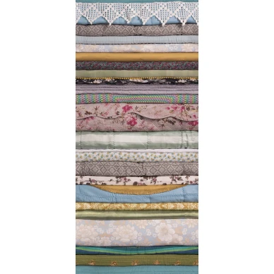 Her Royal Slumber varikas raidallinen tapetti koko kuvio Rebel Wallsilta R14632 kuva