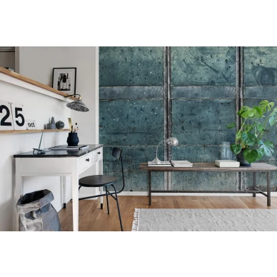 Metal Gradient teollisuustyylinen sininen muraltapetti tyohuoneeseen Rebel Wallsilta R14911 kuva