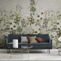 Alices Garden beige suurikuvionen kukkatapetti olohuoneeseen Rebel Wallsilta R17162 v2