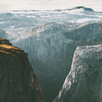 Mount Giant valokuvatapetti vuoristomaisemaa Rebel Wallsilta R16451 image