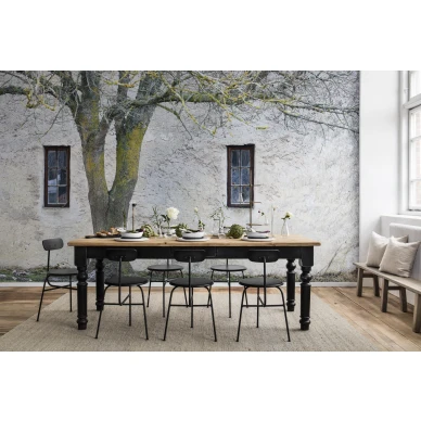 Under The Tree sisapihatapetti valokuvatapetti ruokailuhuoneeseen Rebel Wallsilta koko kuvio R13631 image