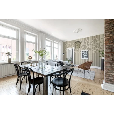 Happy Hills beige graafinen muraltapetti ruokailuhuoneeseen Rebel Wallsilta R16282 kuva