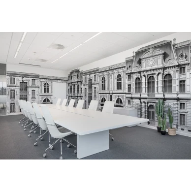 Boulevard mustavalkoinen talotapetti kokoushuoneeseen Rebel Wallsilta R15861 image