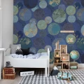 Globes Gathering sininen maapallotapetti lastenhuoneeseen Rebel Wallsilta R13883