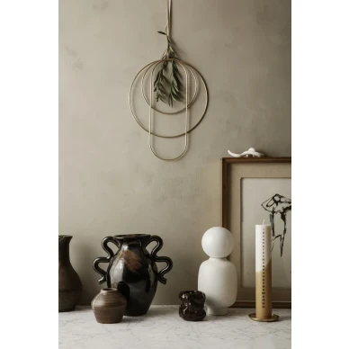 Verso tummanruskea nayttava maljakko Ferm Livingilta kuva