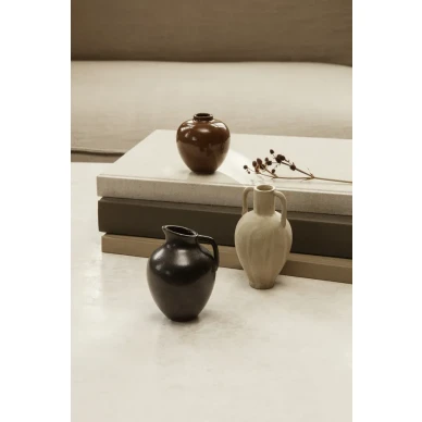 Ary tyylikkaat minimaljakot Ferm Livingilta image