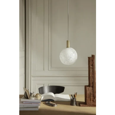 Casca pyorea valkoinen kaunis lasinen lampunvarjostin Ferm Livingilta image