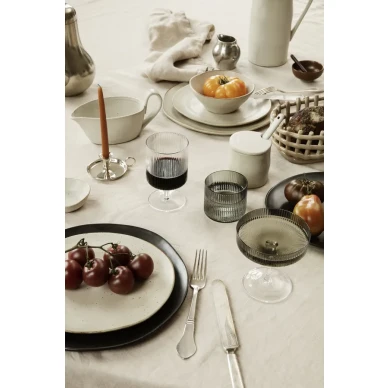 Ripple harmaat matalat juomalasit juhlakattaukseen Ferm Livingilta image