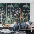 Giraffes Stroll sininen viidakkotapetti makuuhuoneeseen Rebel Wallsilta R16792