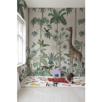 Lastenhuoneen mielikuvituksellinen elaintapetti Rebel Wallsilta Giraffes Stroll R16795 kuva