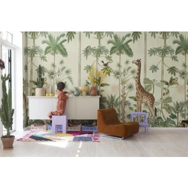 Leikkimielinen kuvatapetti lastenhuoneeseen Giraffes Stroll Rebel Wallsilta R16794 kuva