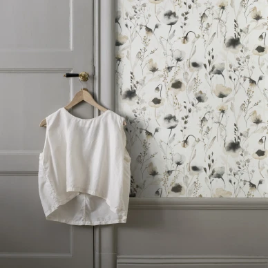 Ruskea kukkatapetti Lo Sandbergilta 226 79 kuva