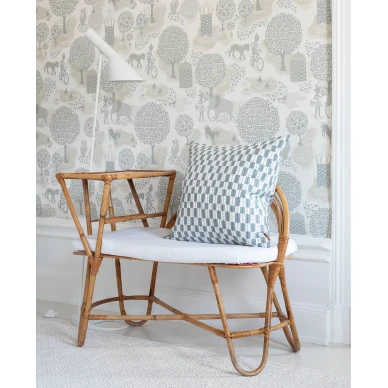 Jardin de la vie valkoinen usvansininen elaintapetti lastenhuoneeseen Littlephantilta 1538 image